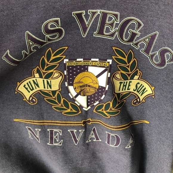 Vintage Las Vegas “fun in the sun” sweatshirt - Picture 2 of 5